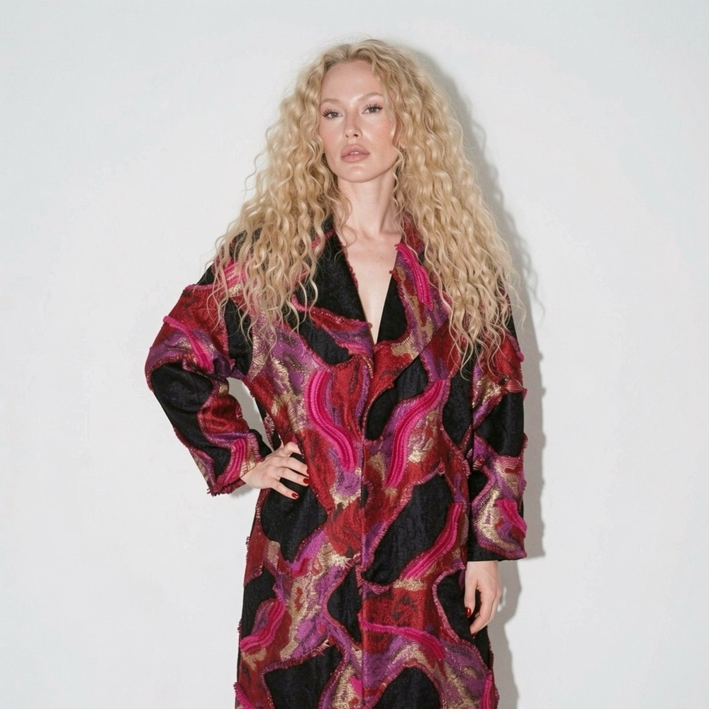 SERPIL KNEE LENGTH BUTTONLESS TRENCH COAT WOMAN